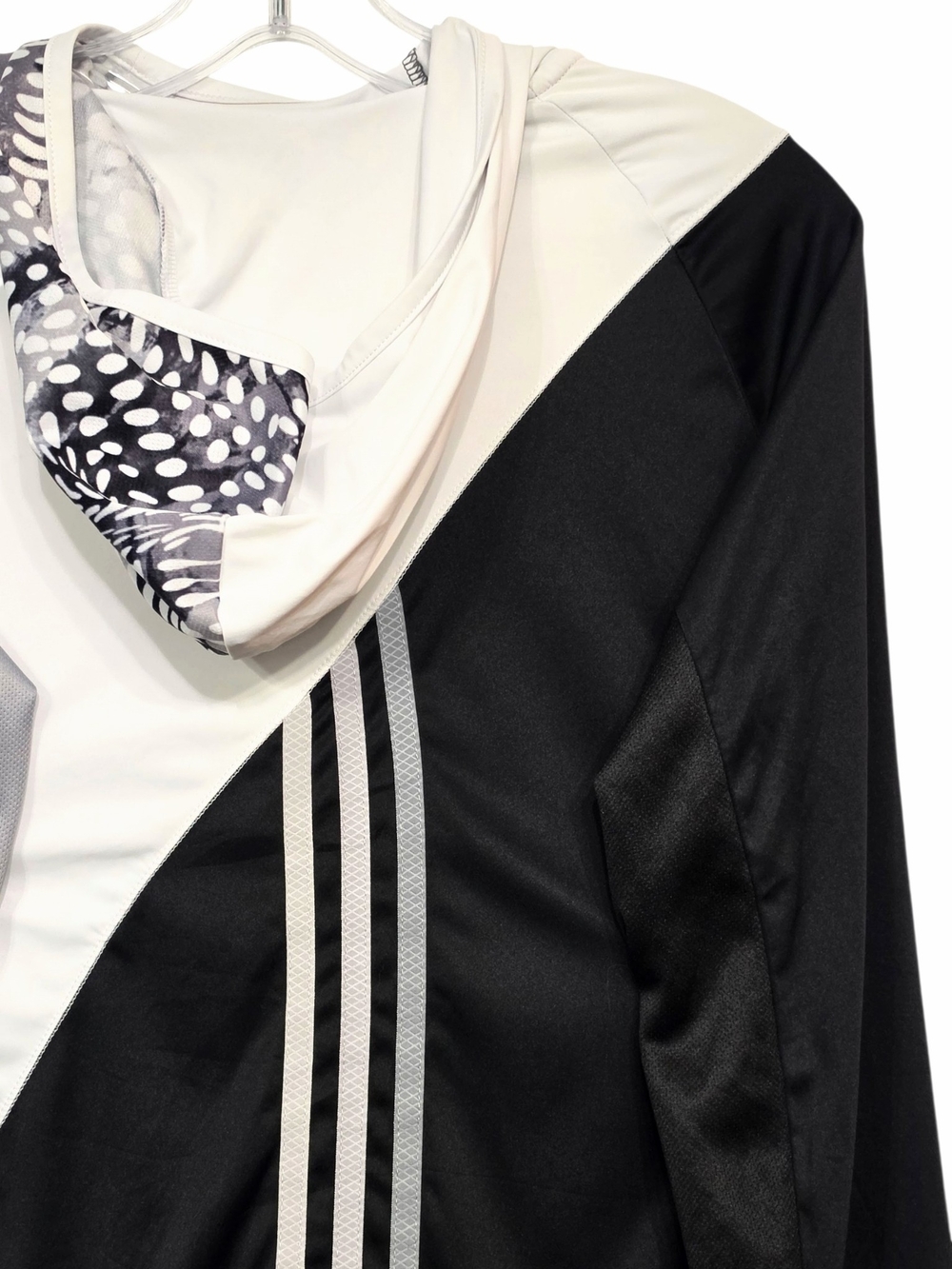 Adidas ClimaLite AKTIV Against Cancer Hooded Running Top Black White Gray L - Picture 13 of 15